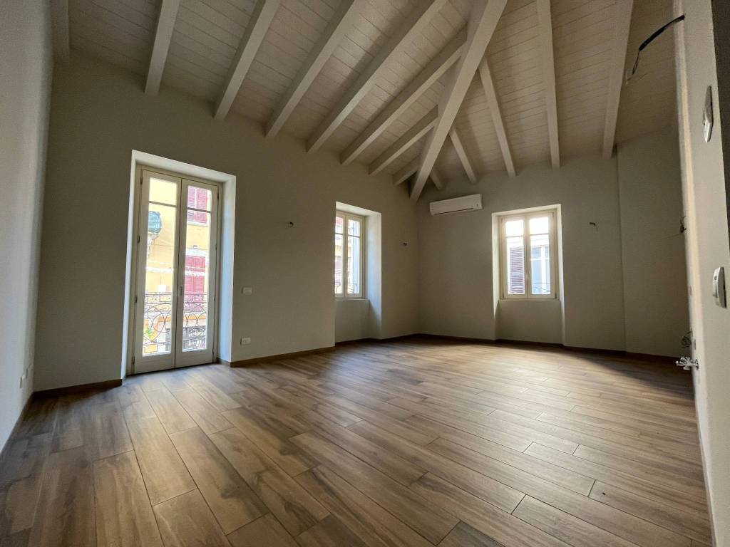 appartamento in affitto a Borgomanero
