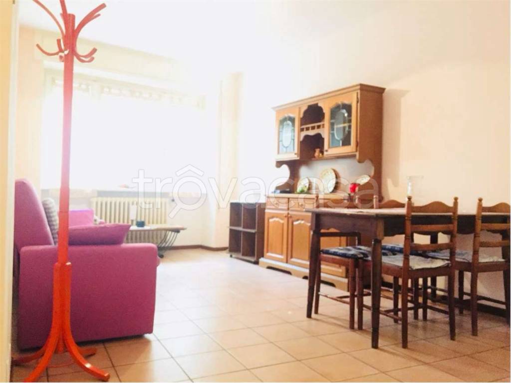 appartamento in affitto a Borgomanero