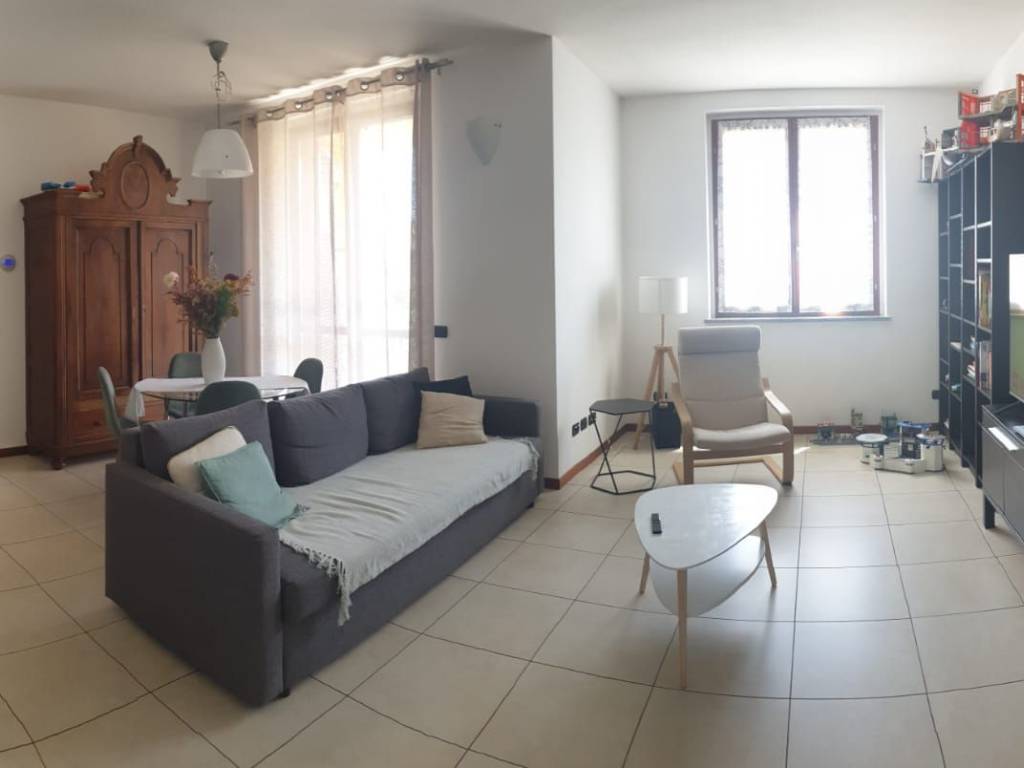 appartamento in affitto a Borgomanero