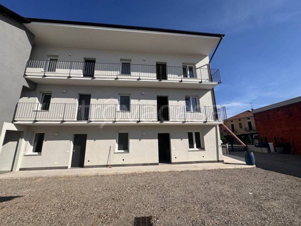 appartamento in affitto a Borgomanero in zona Vergano