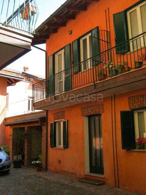 appartamento in affitto a Borgomanero in zona Vergano