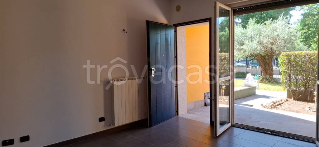 appartamento in affitto a Borgomanero in zona Santa Croce