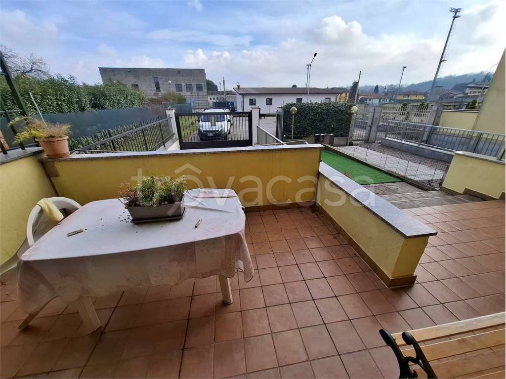 appartamento in affitto a Borgo Ticino