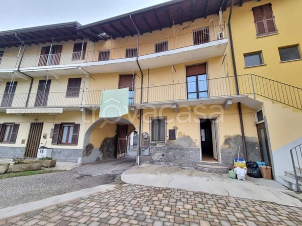 casa indipendente in affitto a Cameri
