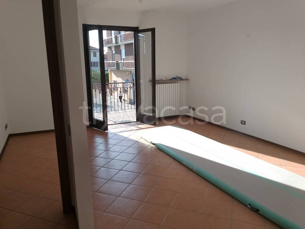 appartamento in affitto a Cameri