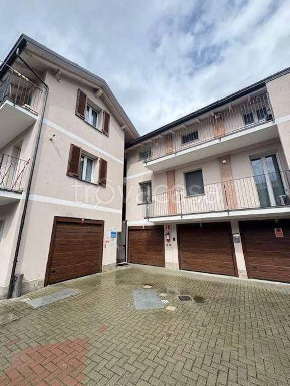 appartamento in affitto a Cameri