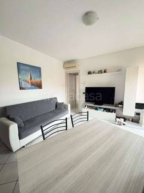 appartamento in affitto a Cameri