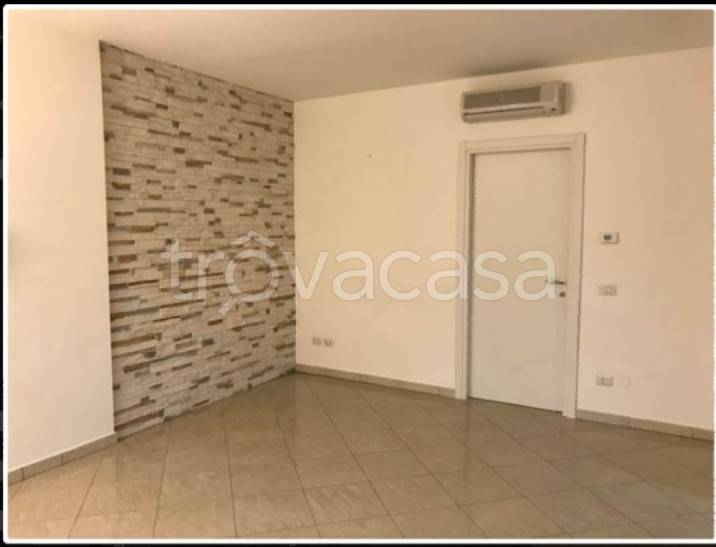appartamento in affitto a Cameri