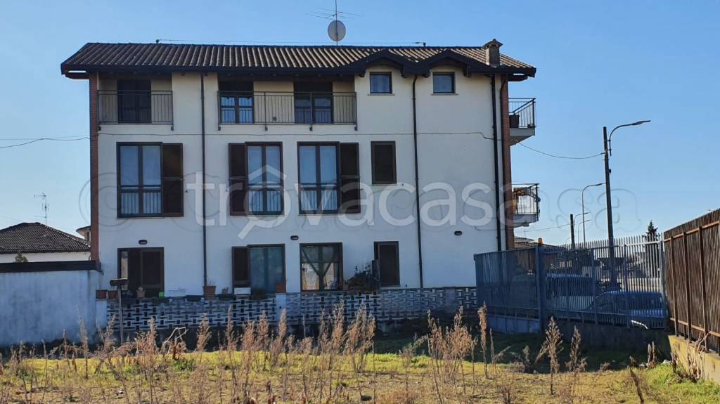 appartamento in affitto a Cameri