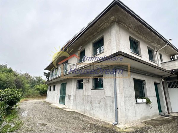 locale di sgombero in affitto a Castelletto sopra Ticino