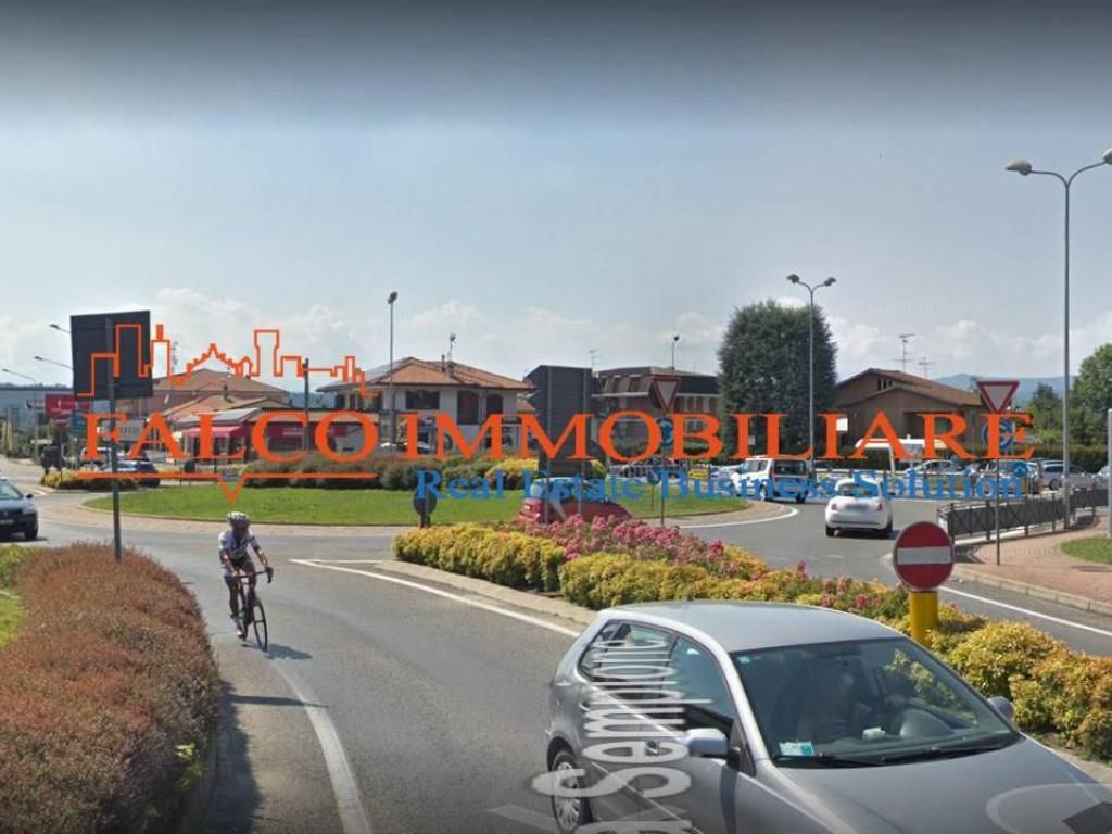 negozio in affitto a Castelletto sopra Ticino