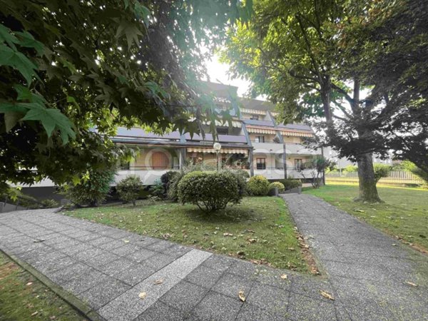 appartamento in affitto a Castelletto sopra Ticino