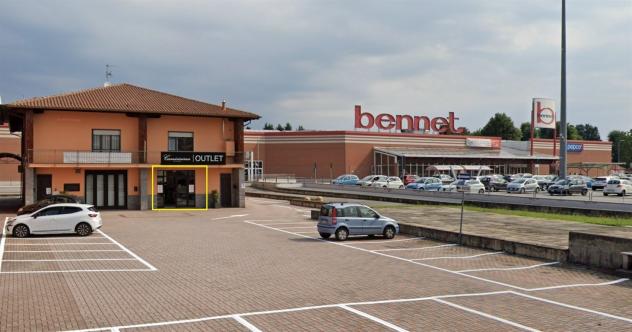 negozio in affitto a Castelletto sopra Ticino