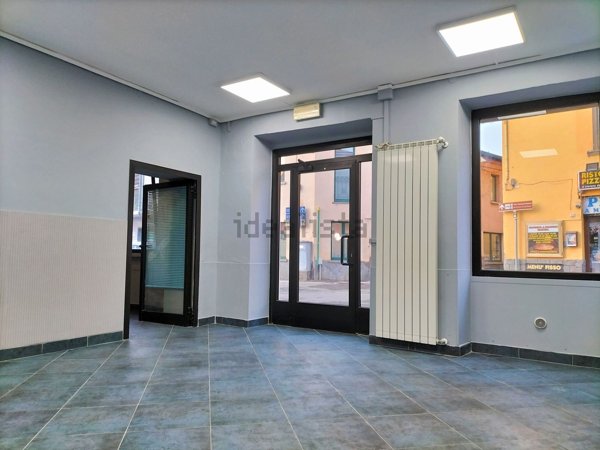 ufficio in affitto a Castelletto sopra Ticino