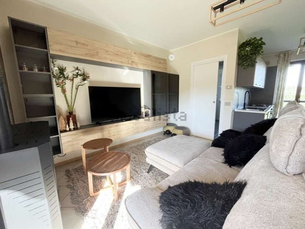 appartamento in affitto a Castelletto sopra Ticino