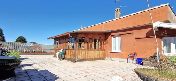 appartamento in affitto a Castelletto sopra Ticino