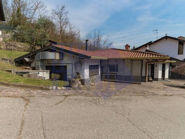 negozio in affitto a Castelletto sopra Ticino