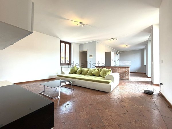 appartamento in affitto a Castelletto sopra Ticino