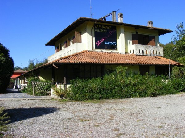 appartamento in affitto a Comignago