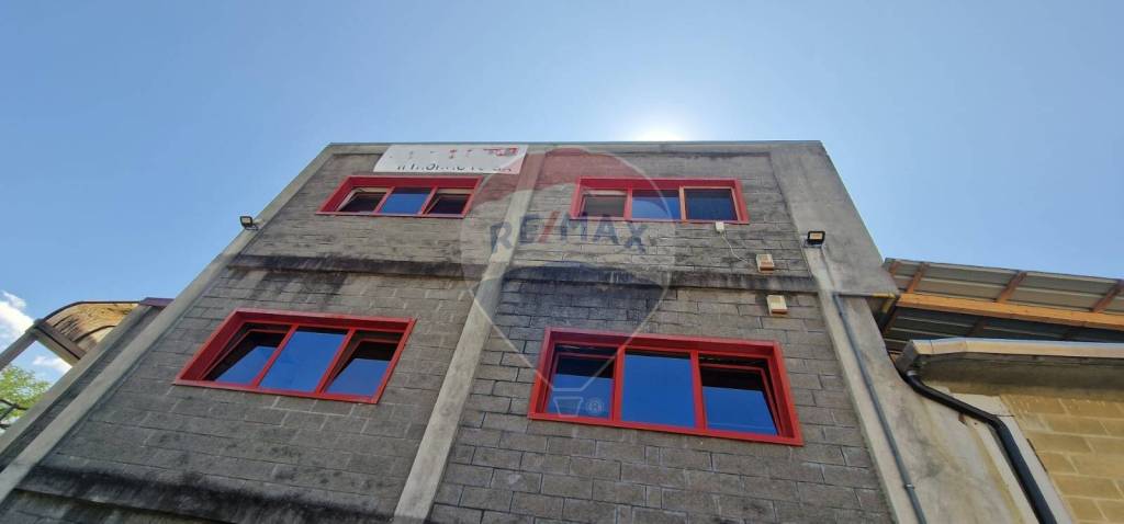 ufficio in affitto a Dormelletto