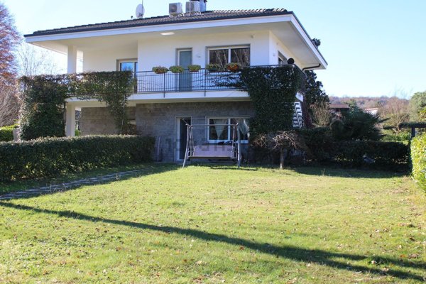 appartamento in affitto a Dormelletto