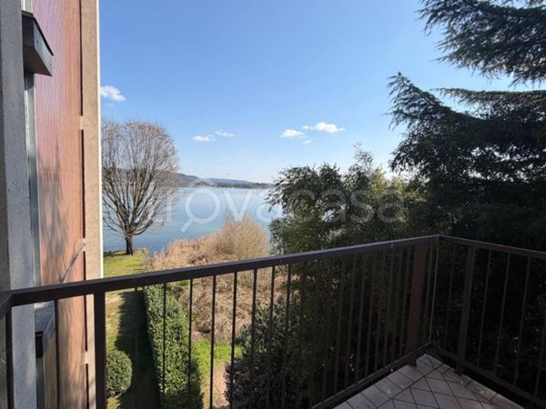 appartamento in affitto a Dormelletto