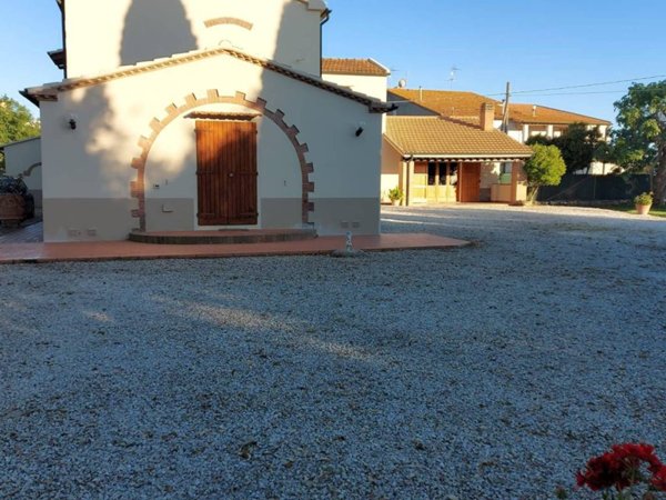 casa indipendente in affitto a Campiglia Marittima in zona Venturina