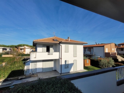 appartamento a Castagneto Carducci in zona Marina di Castagneto Carducci