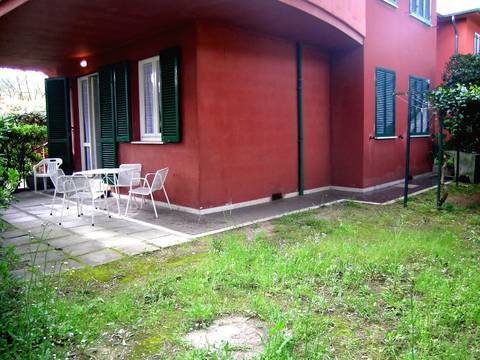 appartamento a Castagneto Carducci in zona Marina di Castagneto Carducci