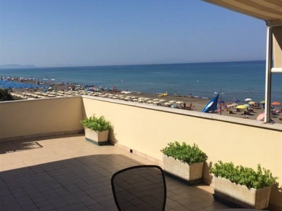 appartamento a Castagneto Carducci in zona Marina di Castagneto Carducci