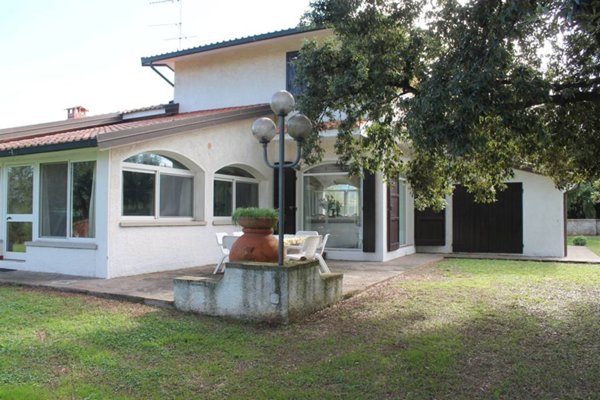 casa indipendente in affitto a Castagneto Carducci in zona Donoratico