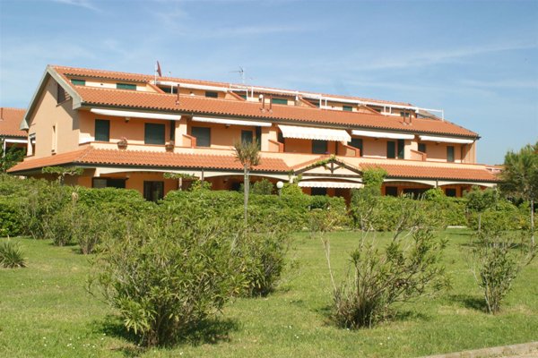 appartamento a Castagneto Carducci in zona Marina di Castagneto Carducci