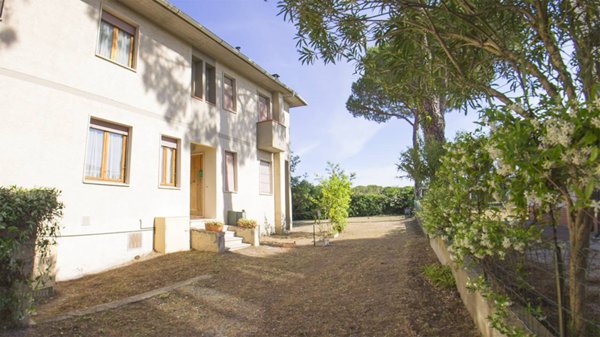 appartamento a Castagneto Carducci in zona Marina di Castagneto Carducci