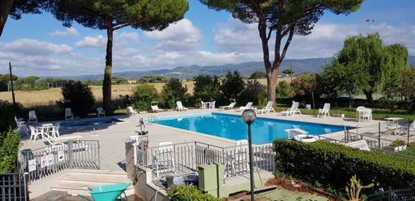 appartamento a Castagneto Carducci in zona Marina di Castagneto Carducci