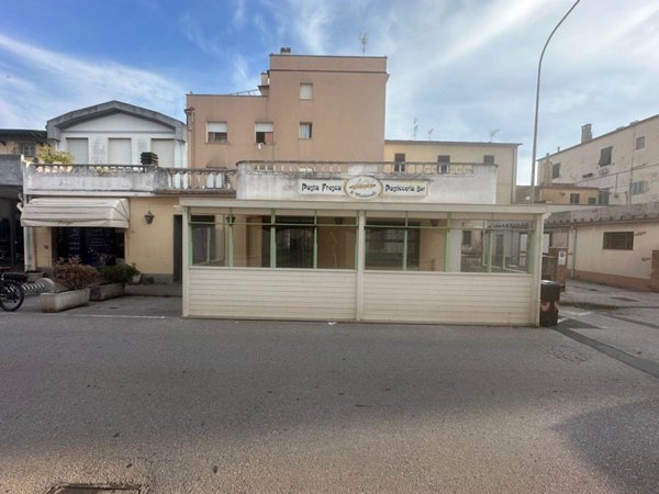 locale commerciale in affitto a Castagneto Carducci in zona Donoratico