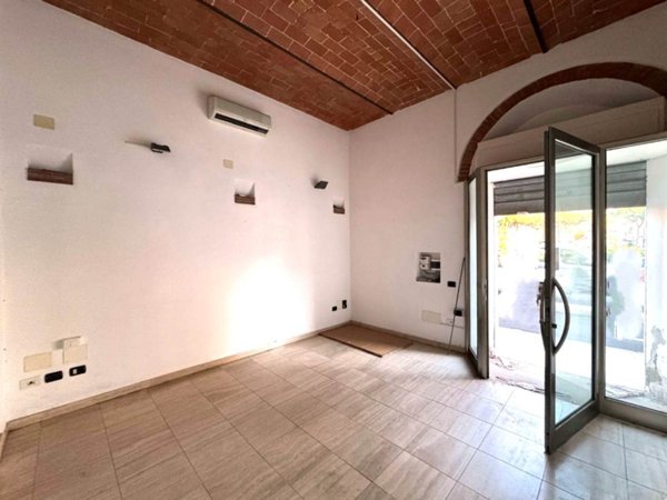 bivano in affitto a Cecina