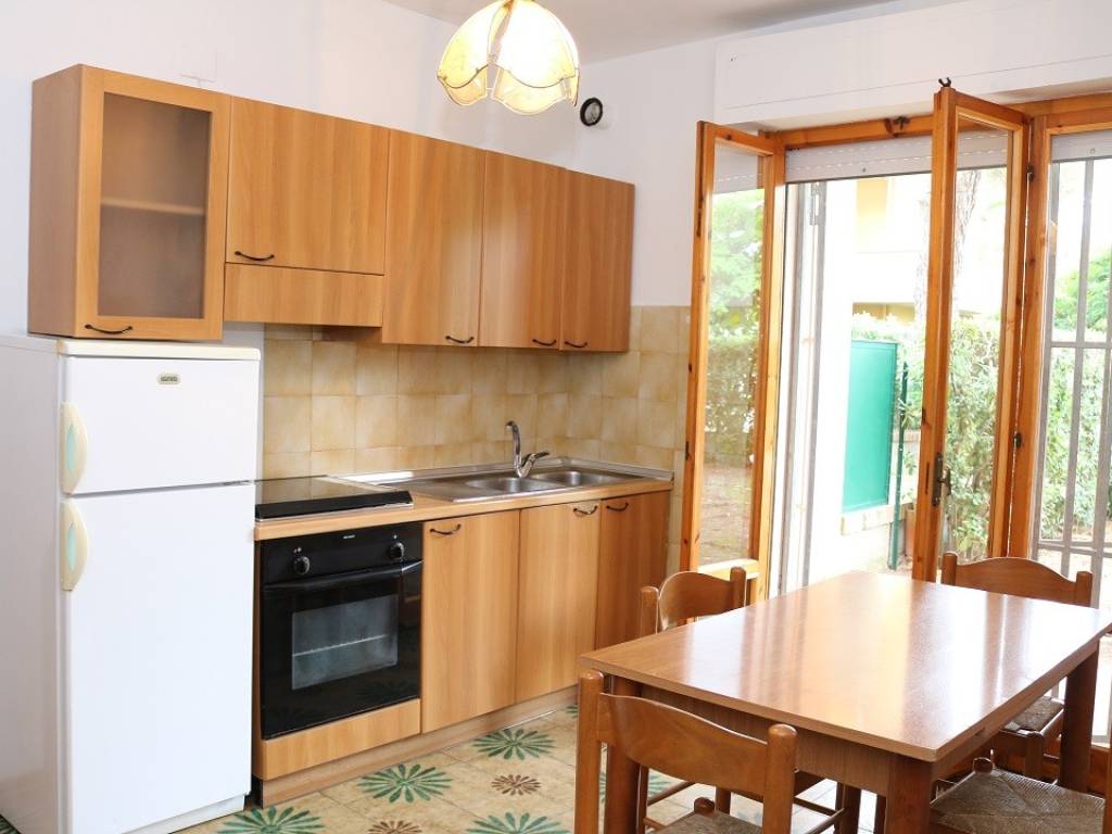 appartamento in affitto a Cecina