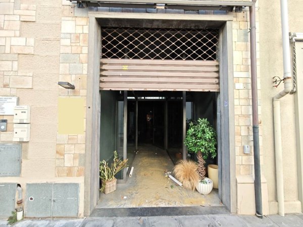 negozio in affitto a Cecina