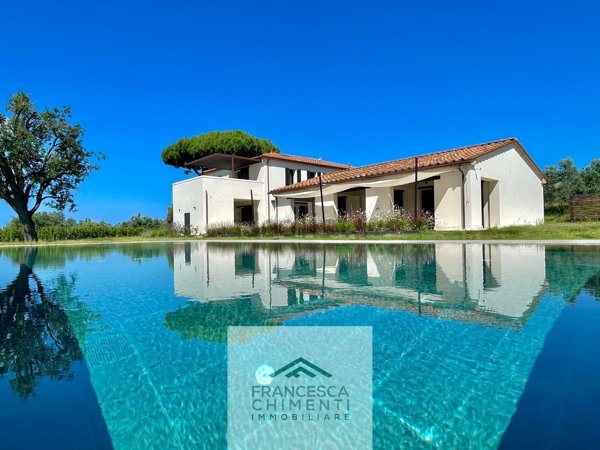 casa indipendente in affitto a Cecina