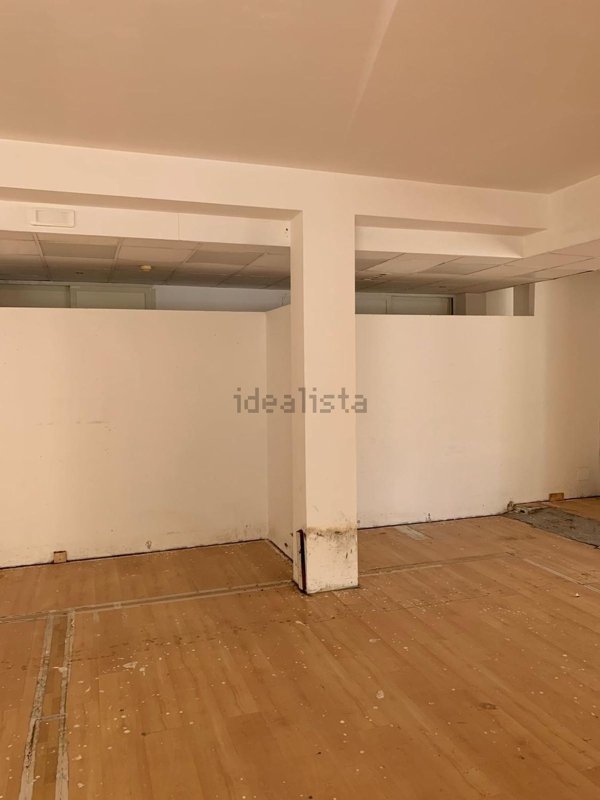 locale commerciale in affitto a Cecina