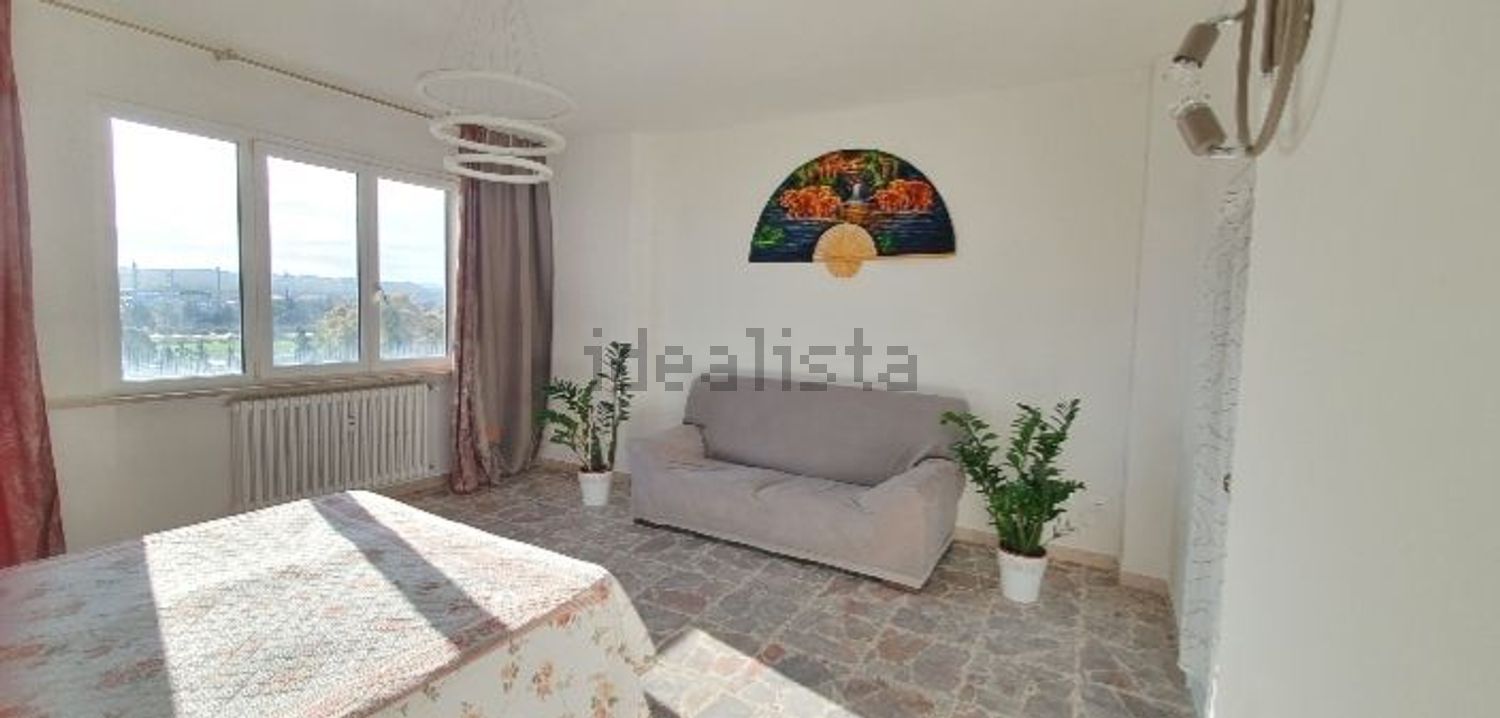 appartamento in affitto a Cecina