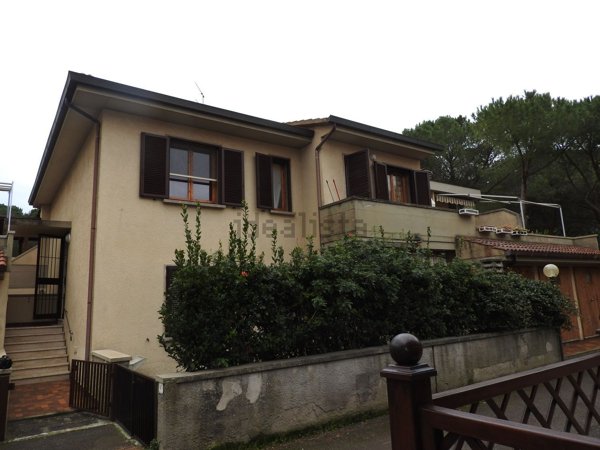 appartamento in affitto a Cecina