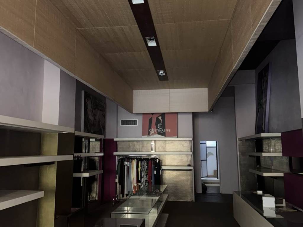 negozio in affitto a Cecina