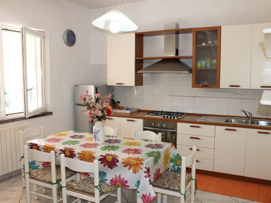 appartamento in affitto a Cecina