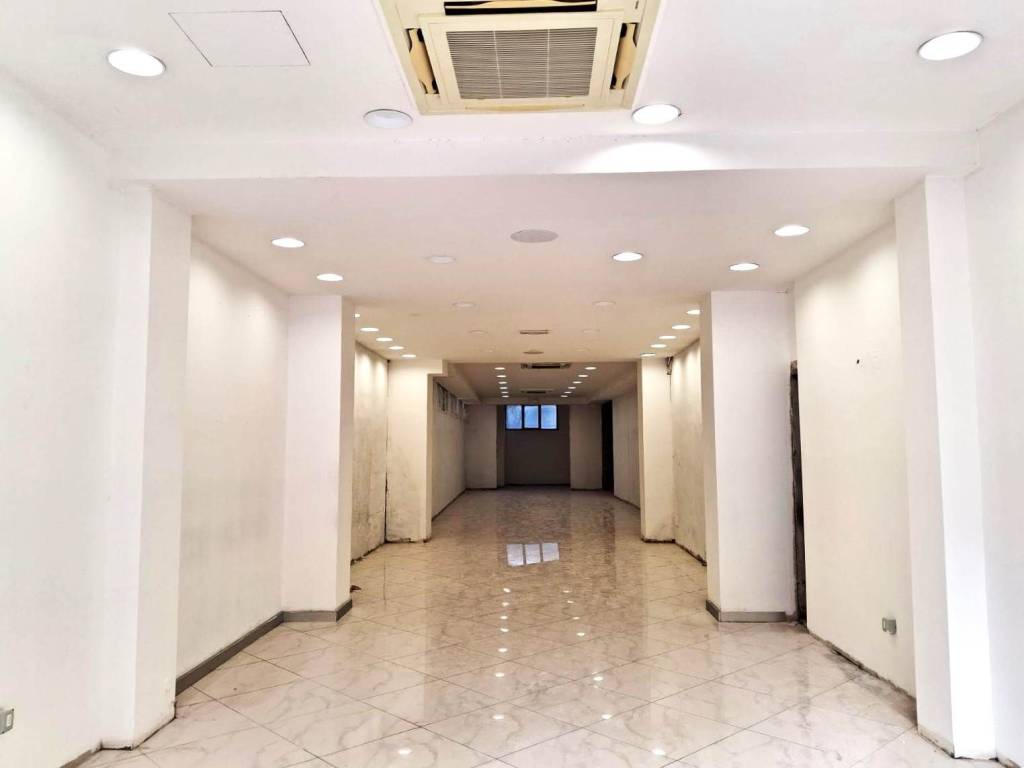 negozio in affitto a Cecina