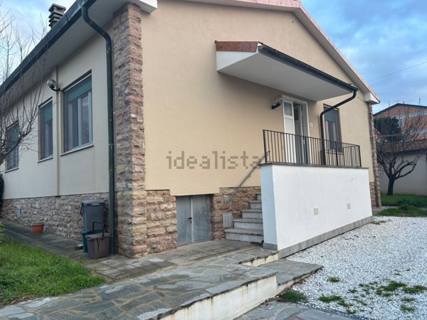 casa indipendente in affitto a Collesalvetti