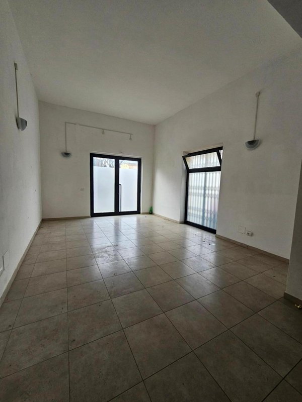 ufficio in affitto a Collesalvetti