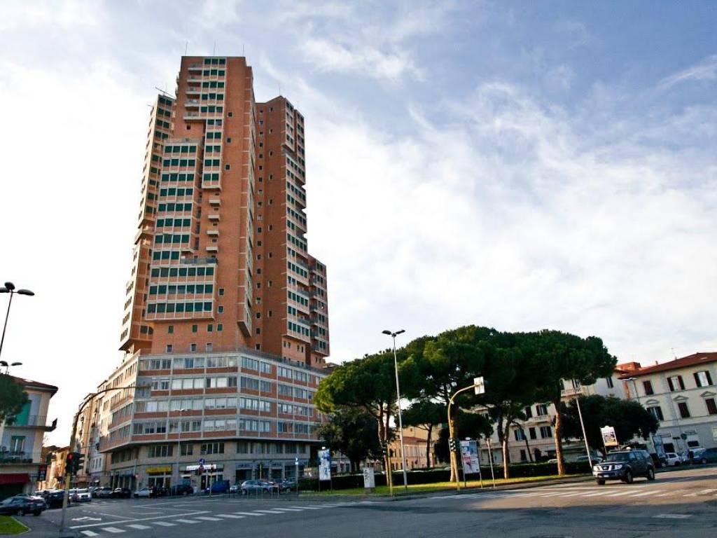 negozio in affitto a Livorno