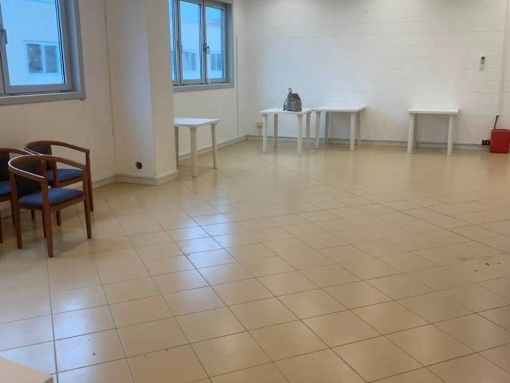 locale commerciale in affitto a Livorno