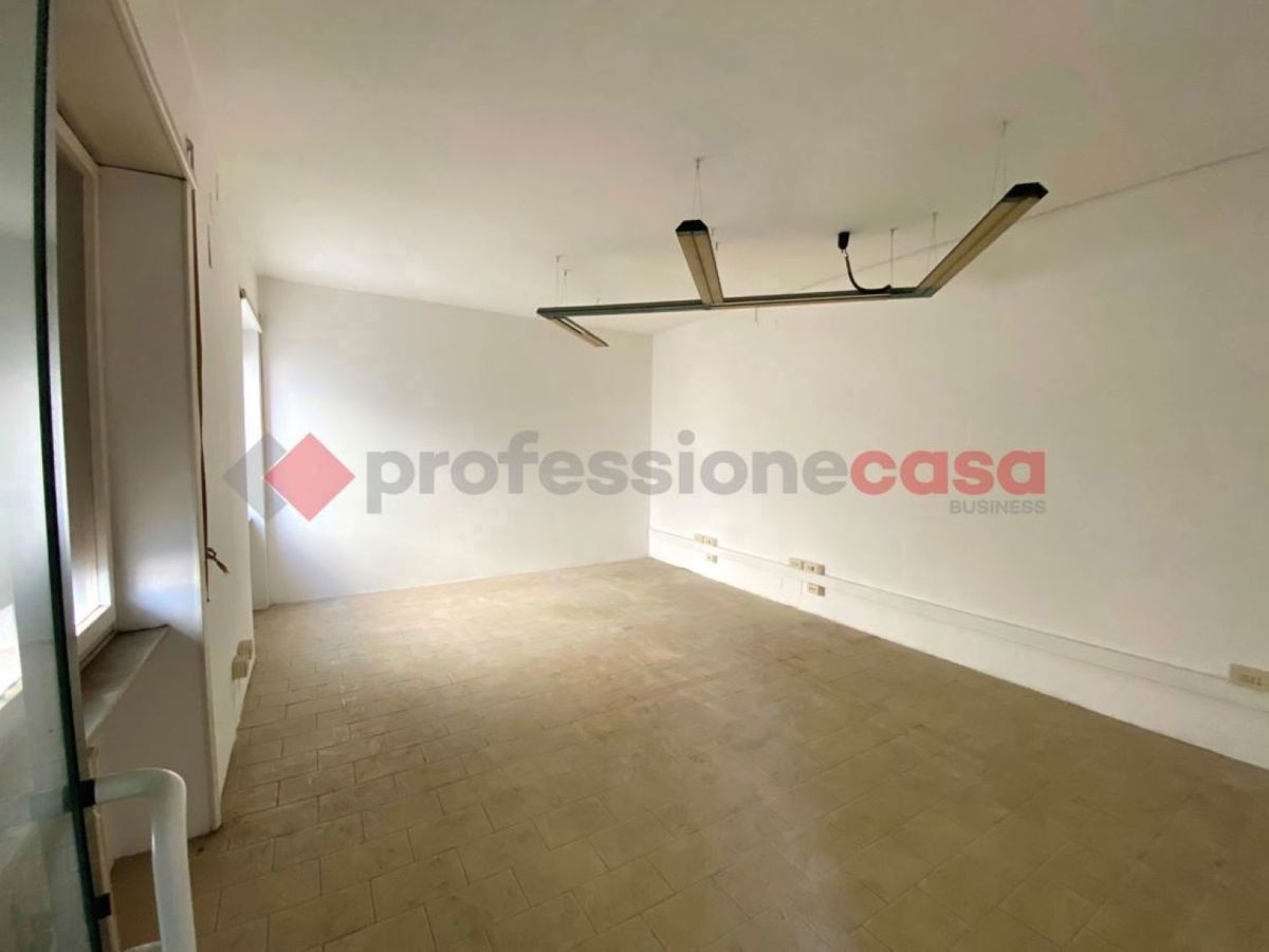ufficio in affitto a Livorno in zona Centro Città